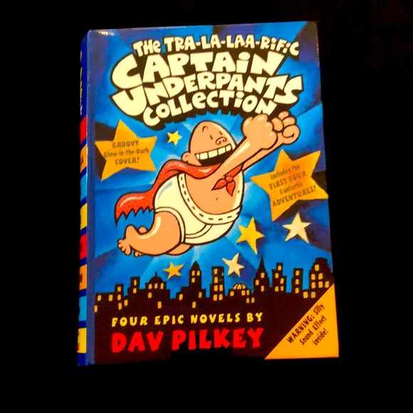 ✨ CAPTAIN UNDERPANTS BOX COLLECTION✨ - Picture 1 of 4